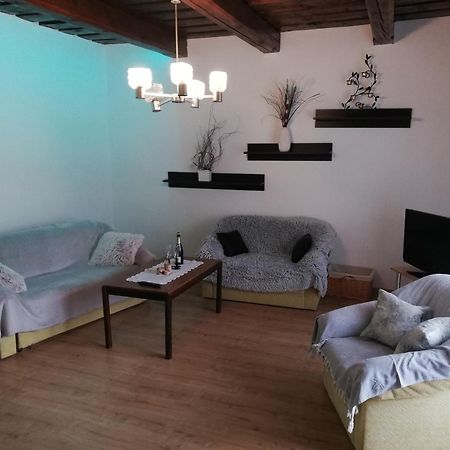 Apartman Lucky 5 Izbovy Rodinny Dom Экстерьер фото
